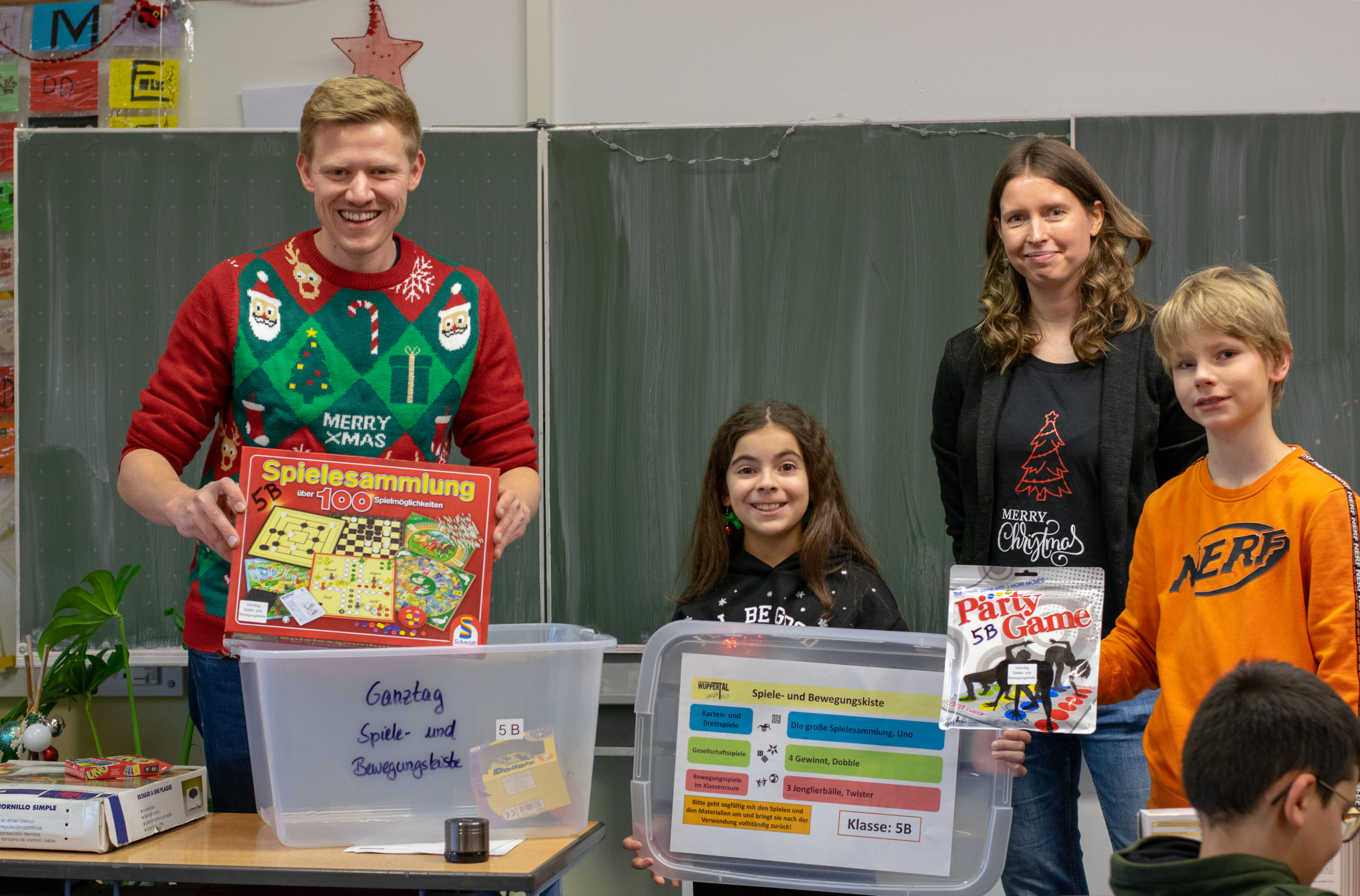 Ganztag: Spiele- und Bewegungskisten